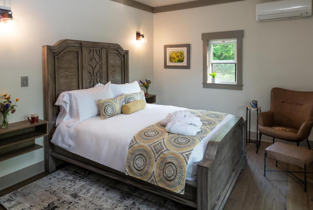 The Inn At Amaris Farms Weaverville Екстериор снимка