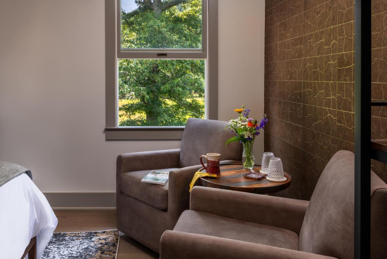 The Inn At Amaris Farms Weaverville Екстериор снимка