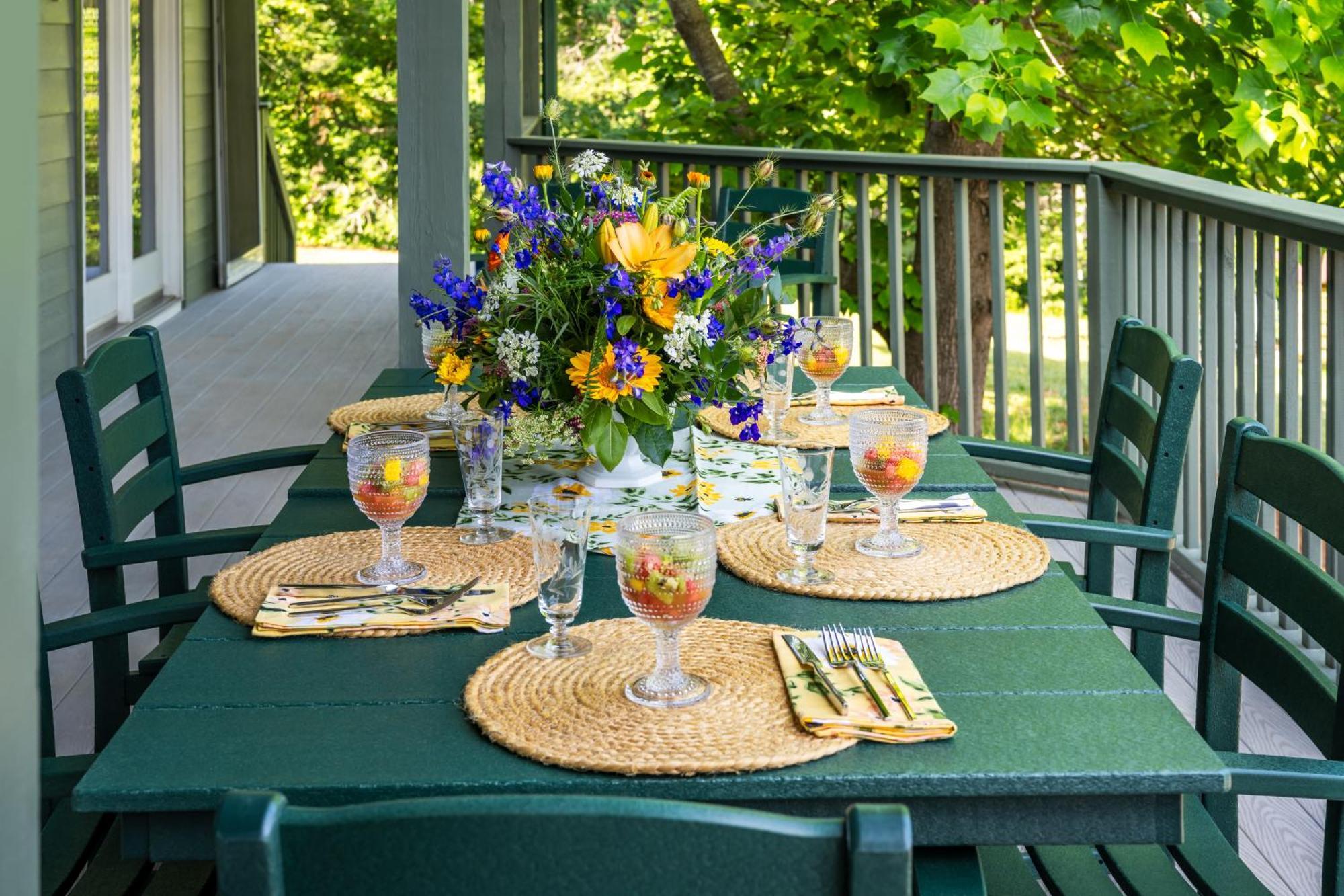 The Inn At Amaris Farms Weaverville Екстериор снимка
